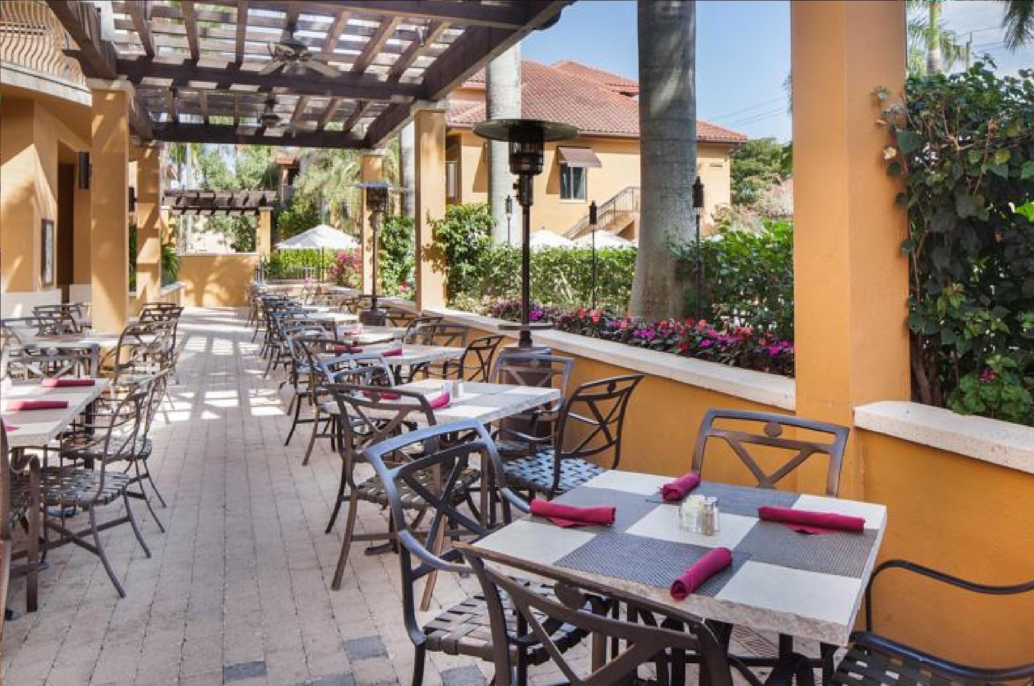 Bellasera Resort Naples Exterior photo