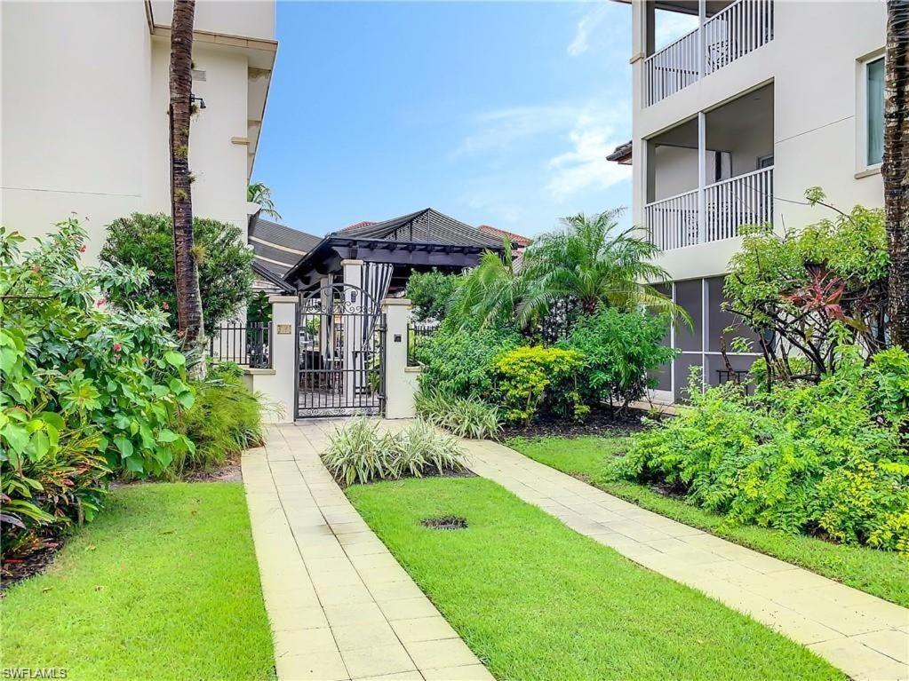 Bellasera Resort Naples Exterior photo